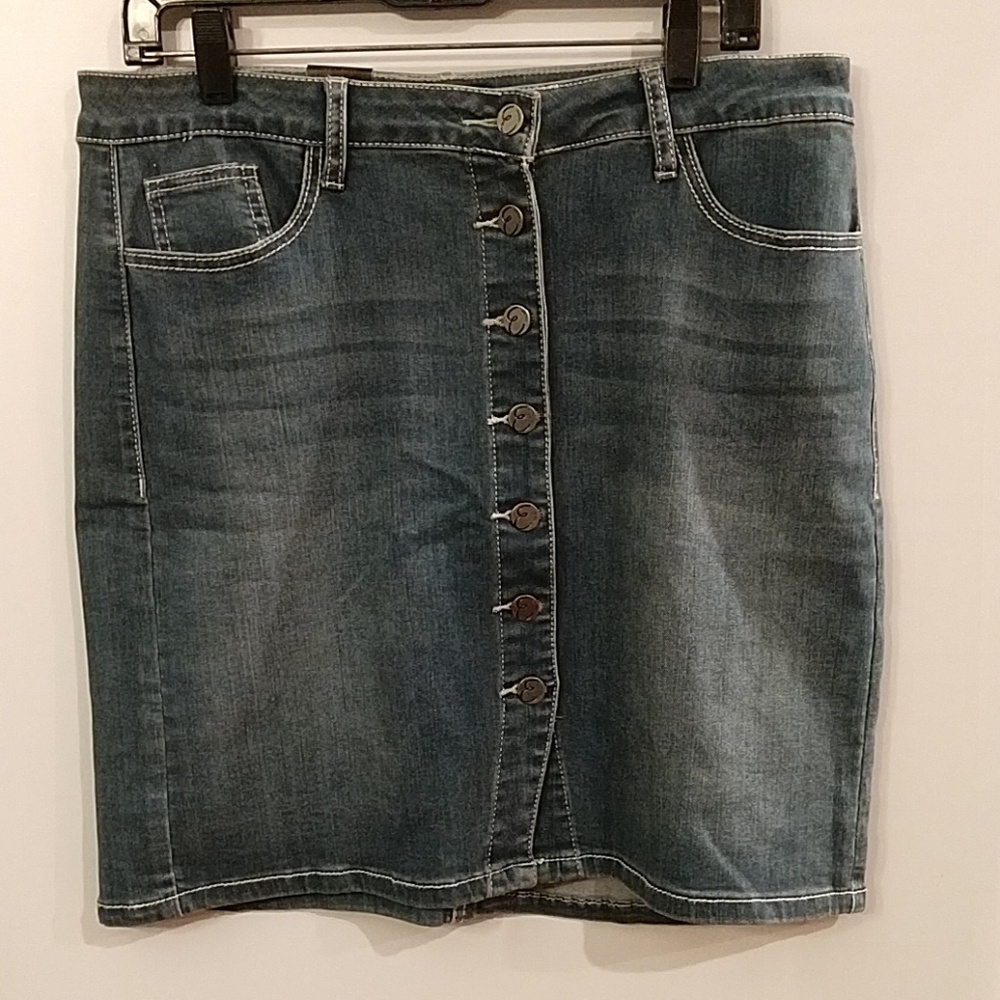 Earl jean skirt